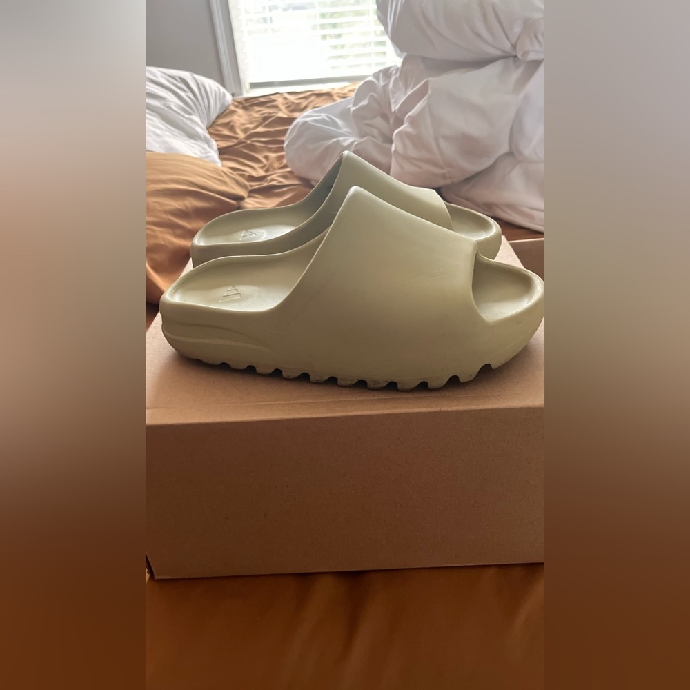 Yeezy Slides
